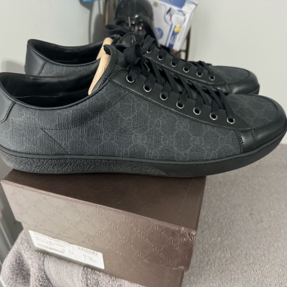 Men’s black Gucci shoes size 15 box included - Picture 3 of 10